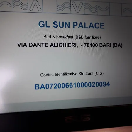 לינה וארוחת בוקר Gl Sun Palace 3*